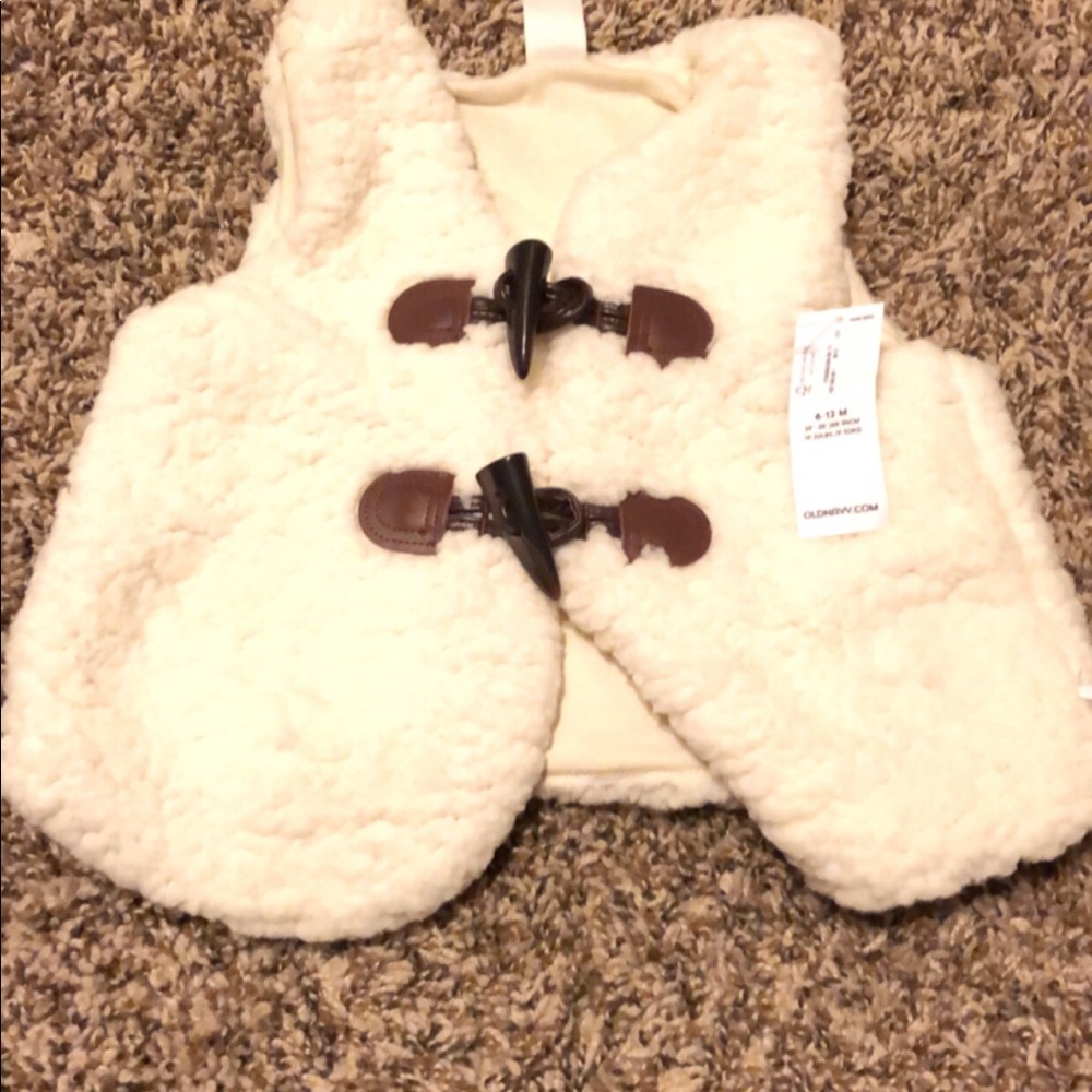 Faux fur vest oldnavy